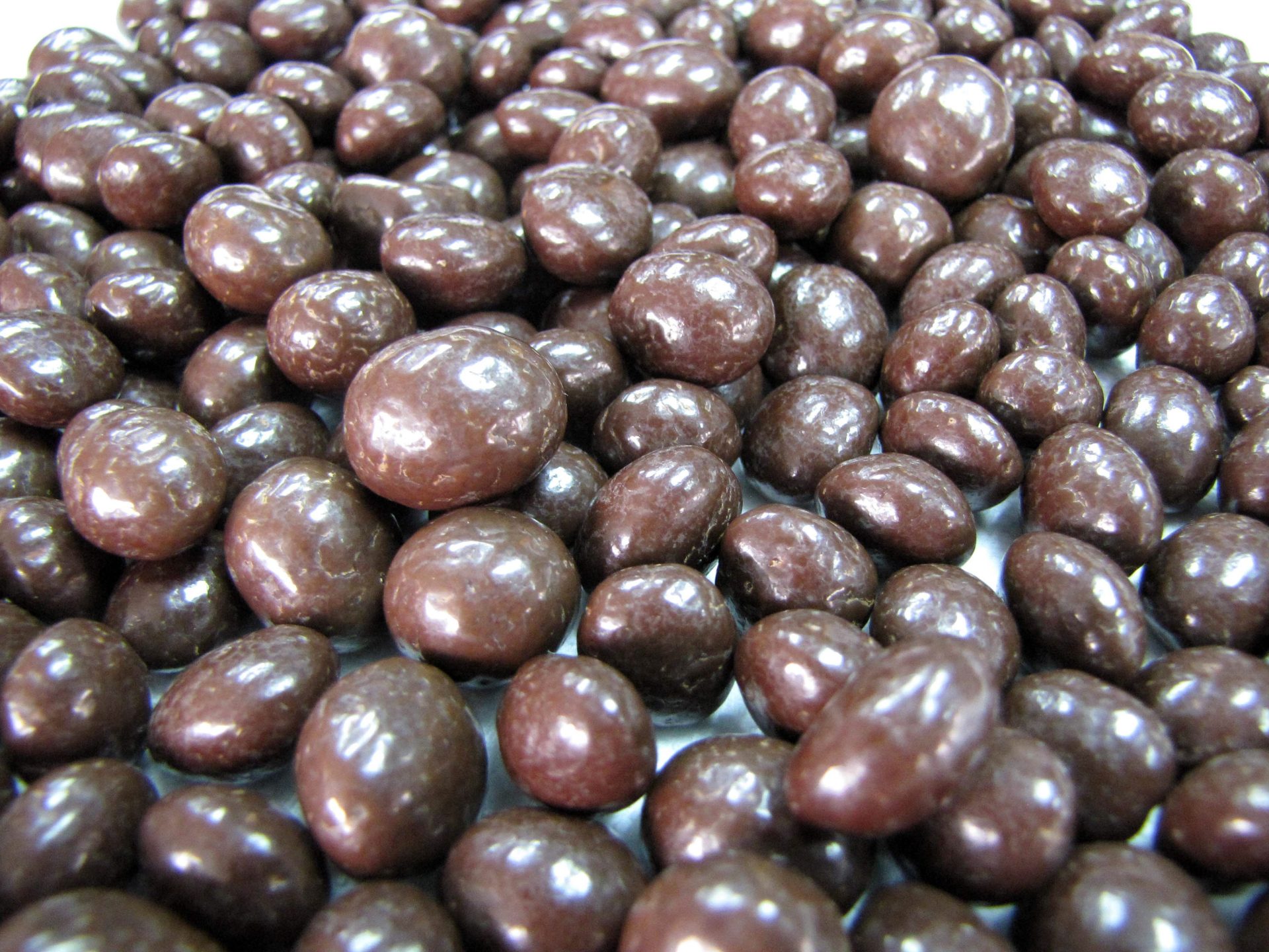 Imagen de unos chocolates en Ecuador, el mayor productor de cacao. EFE/César Muñoz