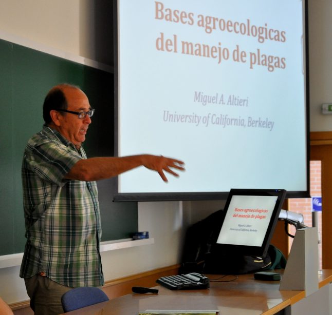 agroecología miguel altieri agricultura industrial