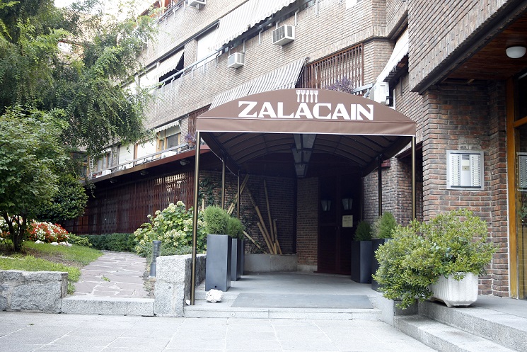 Fachada del restaurante 'Zalacaín', inaugurado en 1973 en Madrid. Foto. EFE/Javier López/aa