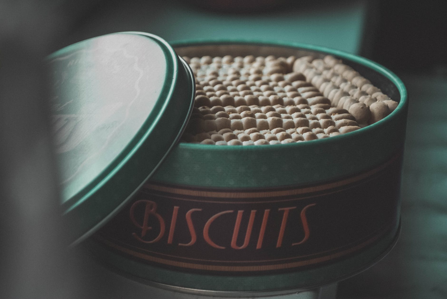 Imagen de una caja de galletas. Foto: Pexels.