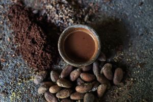Bebida de chocolate elaborada con semillas del cacao. Efeagro/Archivo/ Jeffrey Arguedas