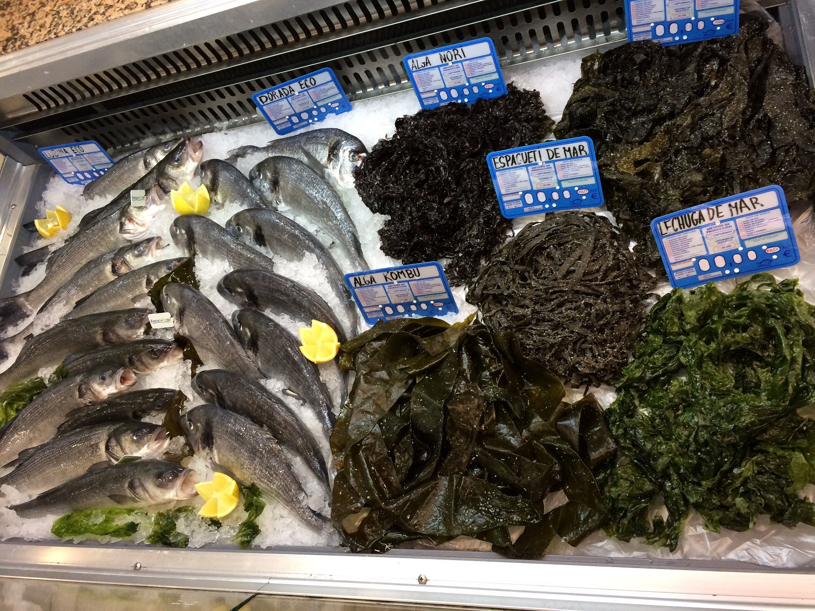 Primera pescadería ecológica de España en Murcia. Foto: Granbibio Supermercados Ecológicos