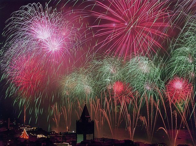 Fuegos artificiales en Año Nuevo, Madeira. Foto. Cedida por Madeira Islands Tourism.