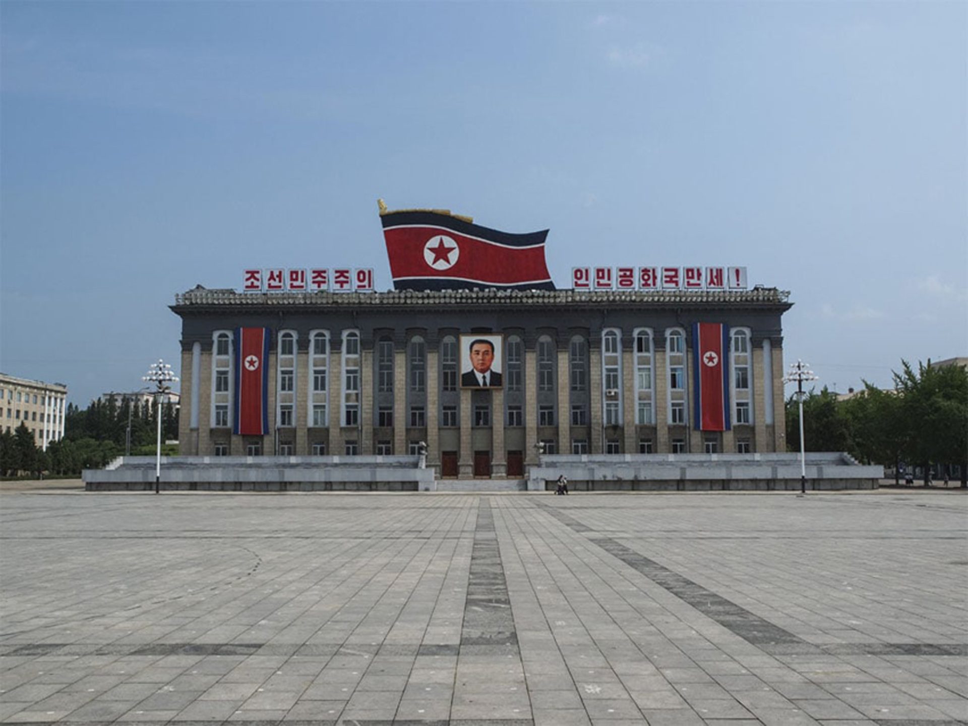 La plaza más importante de Pyongyang. Foto cedida por Destinia