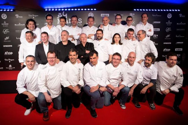Foto de grupo de los cocineros más reconocidos del país, en un homenaje a Juan Mari Arzak en Marbella, de la mano de Dani García