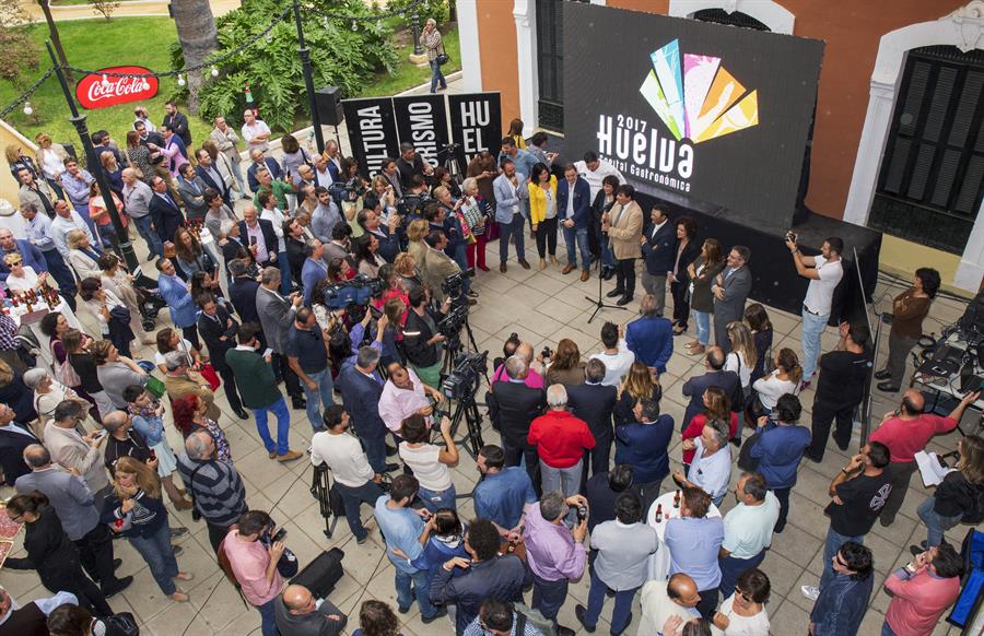 Presentación de Huelva como capital gastronómica en 2017. Efeagro/Julián Pérez