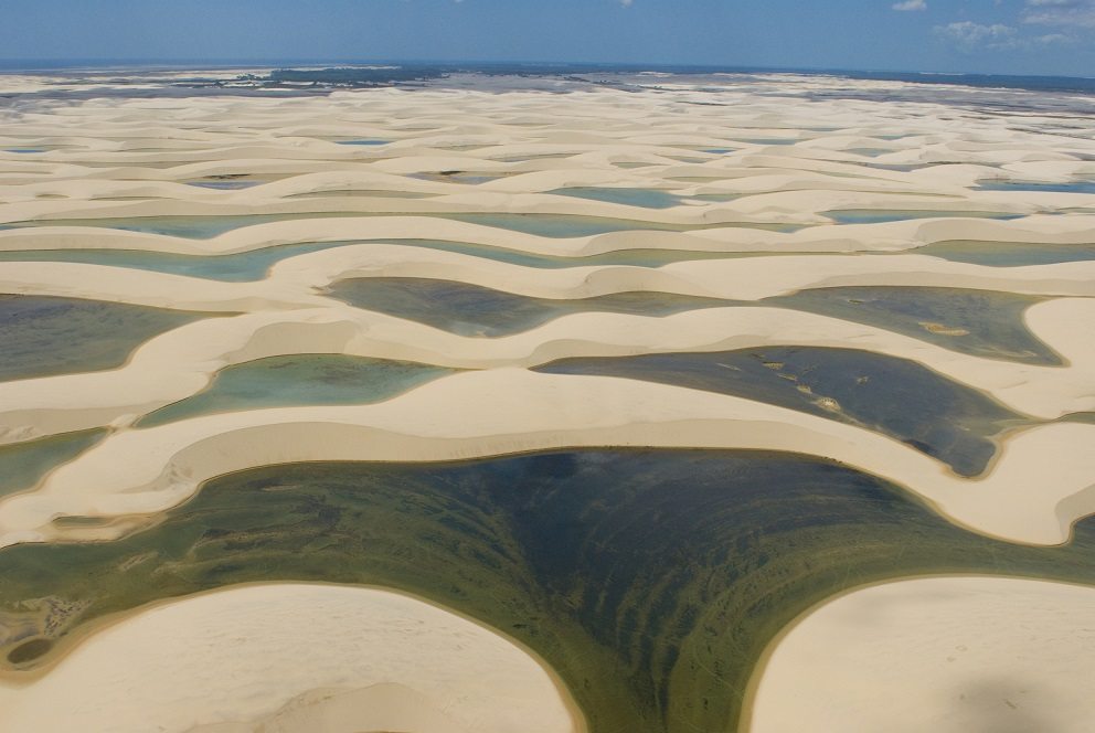 Dunas y agua en Lençóis Maranhenses, Brasil. Foto. Cedida por Embratur