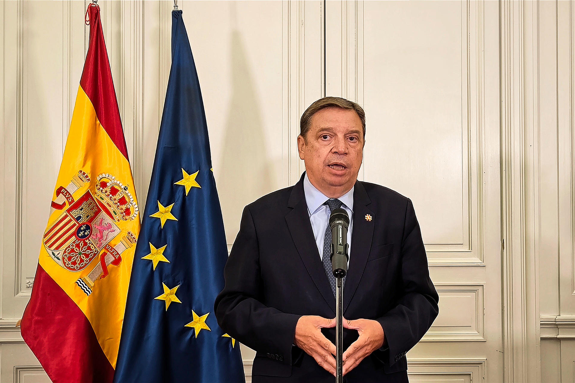 El ministro de Agricultura, Pesca y Alimentación, Luis Planas, en su visita al Reino Unido. Efeagro/Guillermo Garrido