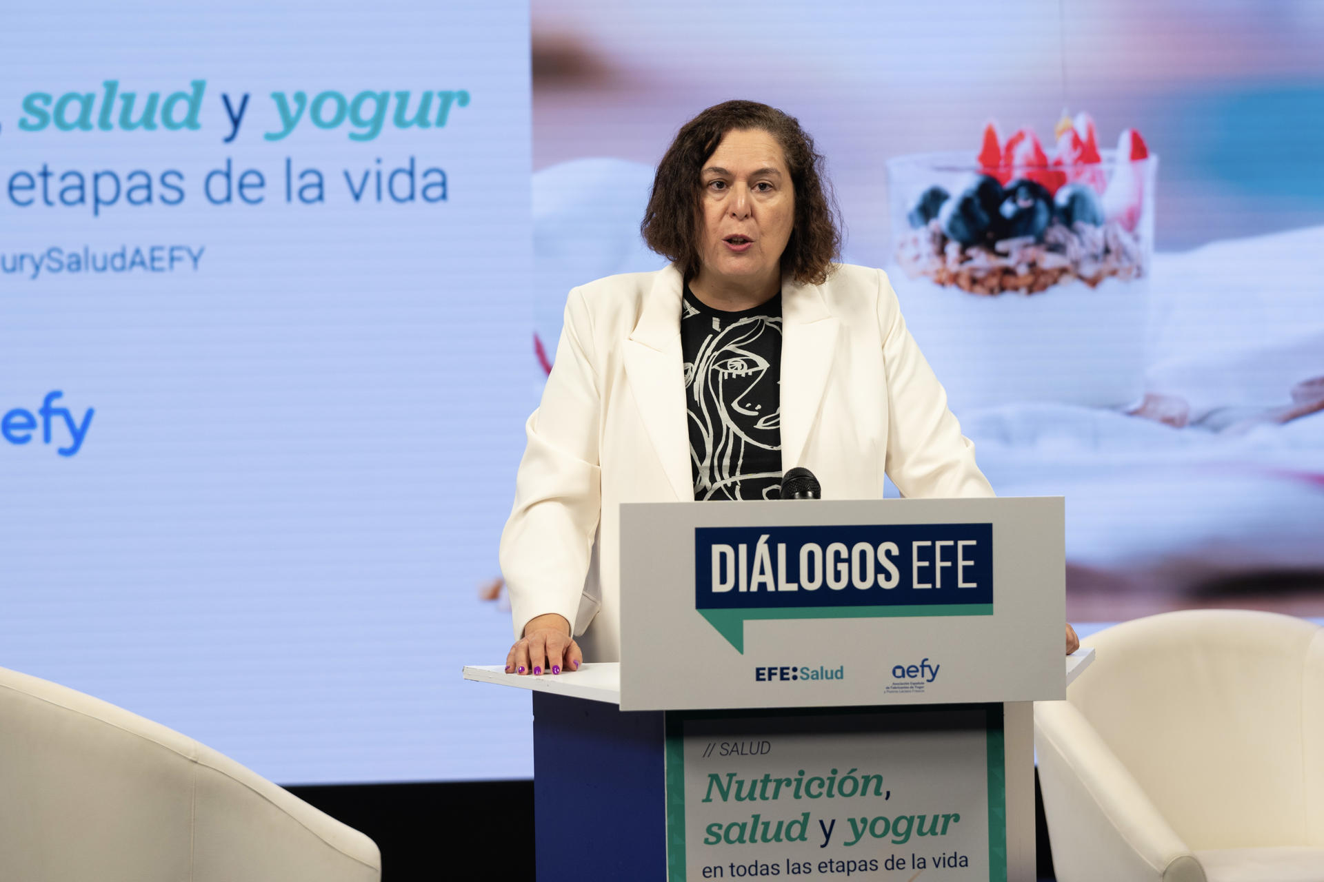 La secretaria de Estado de Agricultura y Alimentación, Begoña García Bernal, durante la jornada organizada por la Agencia EFE en colaboración la Asociación Española de Fabricantes de Yogur y Postres Lácteos Frescos (AEFY). Efeagro/Fernando Villar