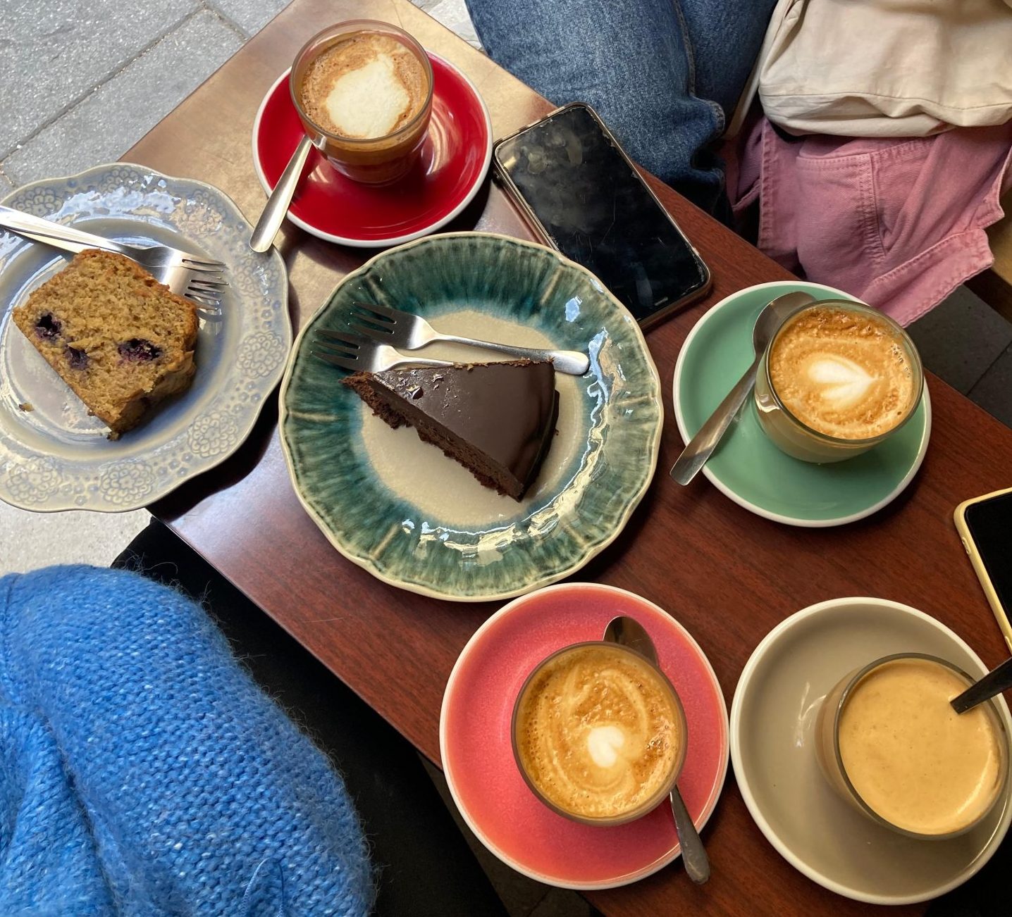 Cafés en una terraza de Madrid. Efeagro/Celia Arcos