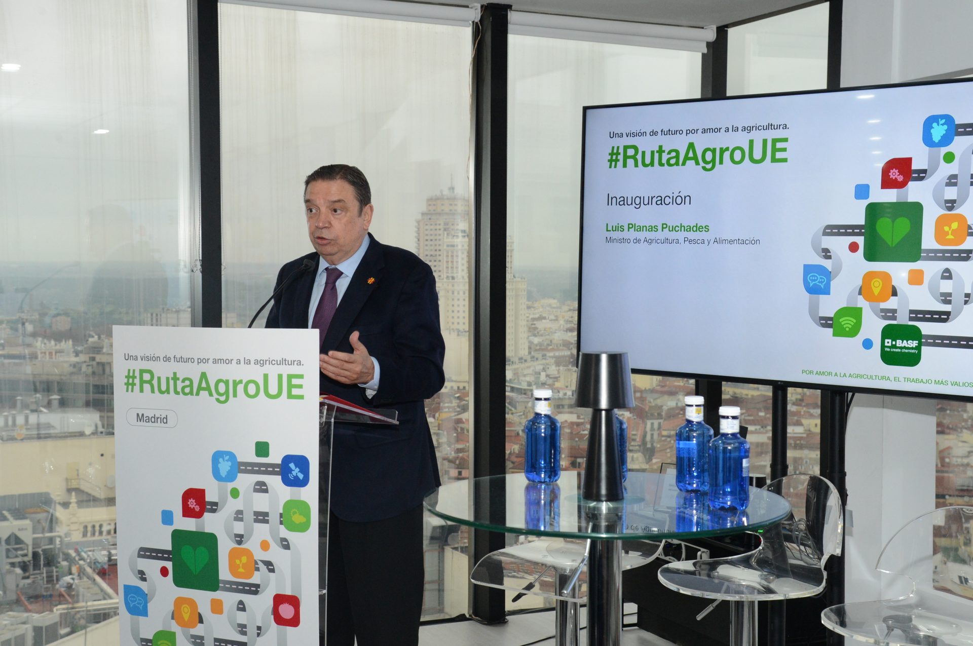 El ministro Luis Planas