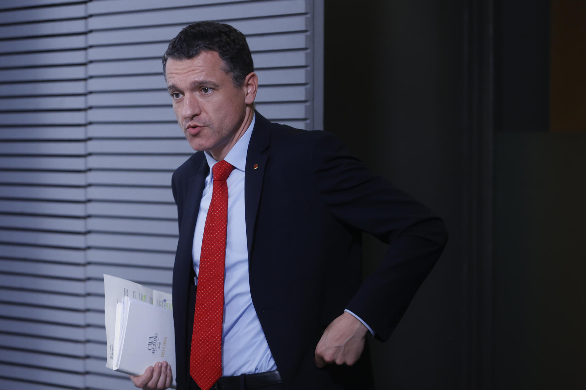 Imagen del pasado día 12 del conseller catalán de Agricultura, Ganadería, Pesca y Alimentación, Óscar Ordeig. EFE/Quique García