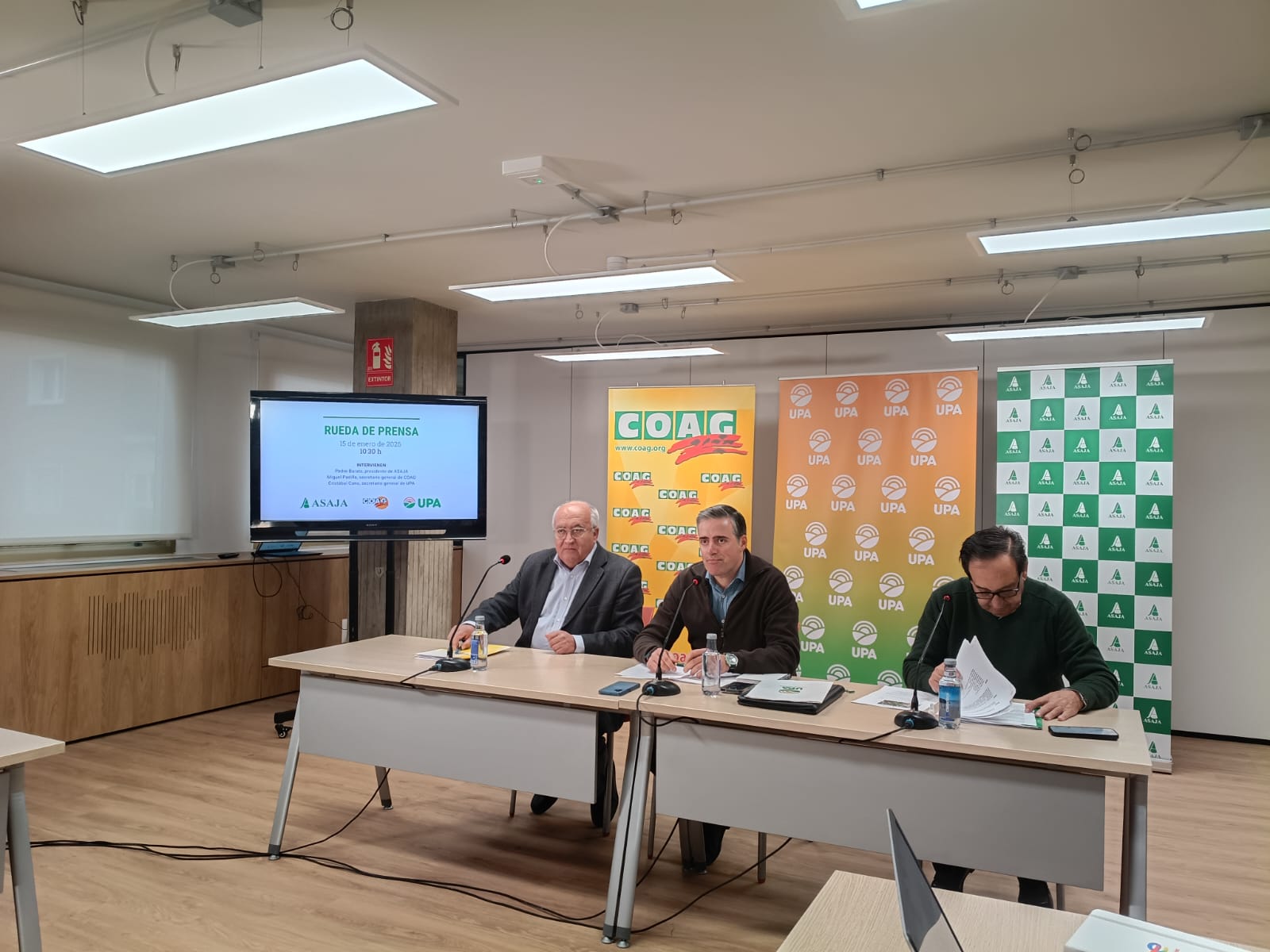 Las organizaciones agrarias anuncian protestas la última semana de enero en todo el país. EFEAGRO/ Juan Javier Ríos