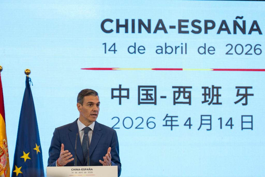 El presidente del Gobierno español, Pedro Sánchez, en su visita a China. EFE/ Andrés Martínez Casares