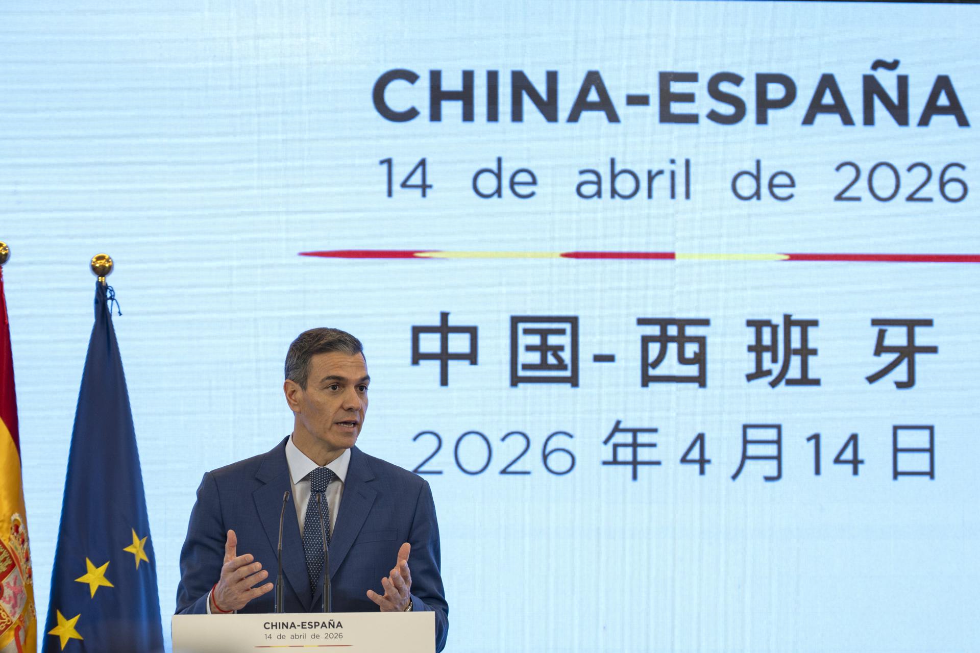 El presidente del Gobierno español, Pedro Sánchez, en su visita a China. EFE/ Andrés Martínez Casares